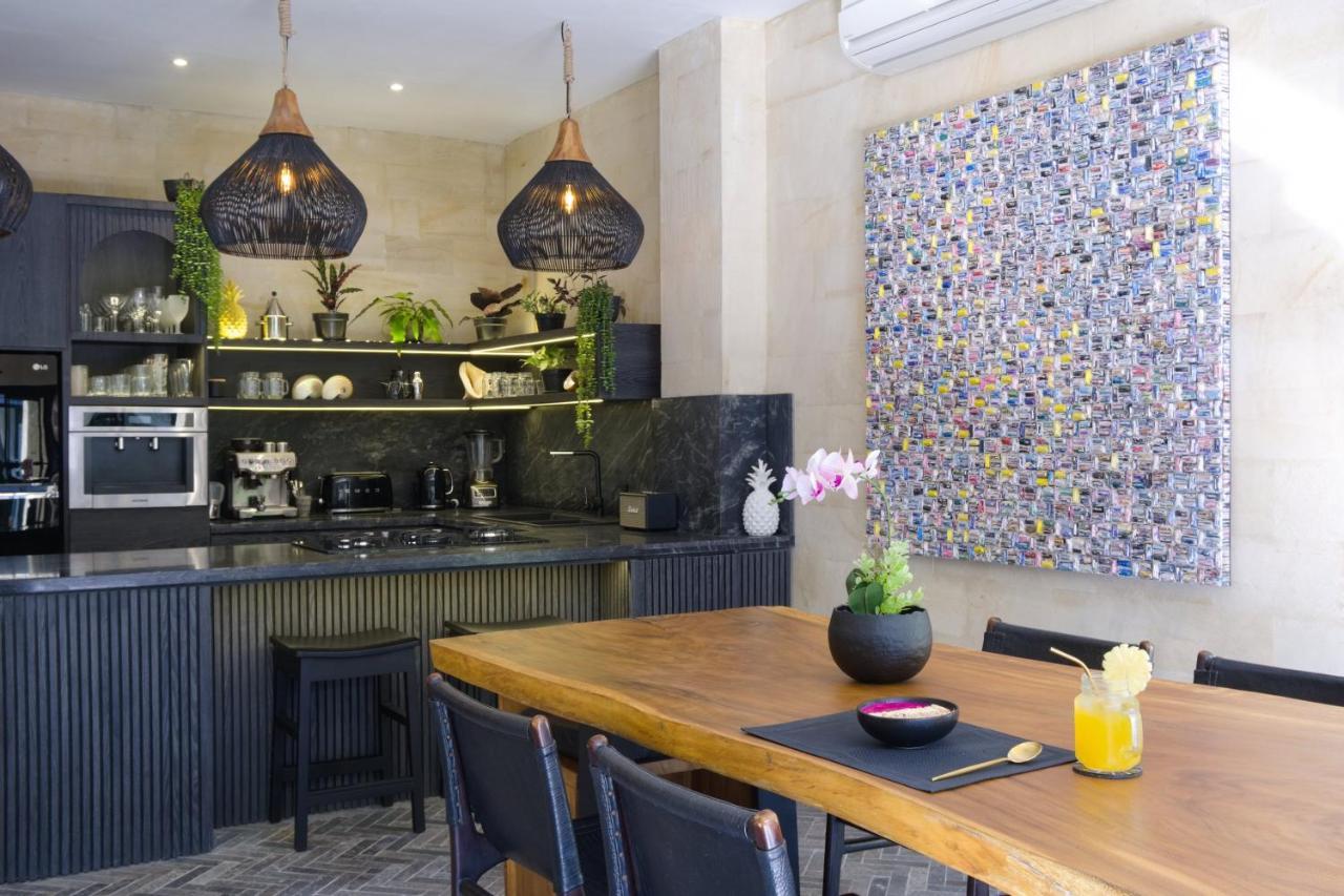 Amanputri Villa Seminyak  Luaran gambar