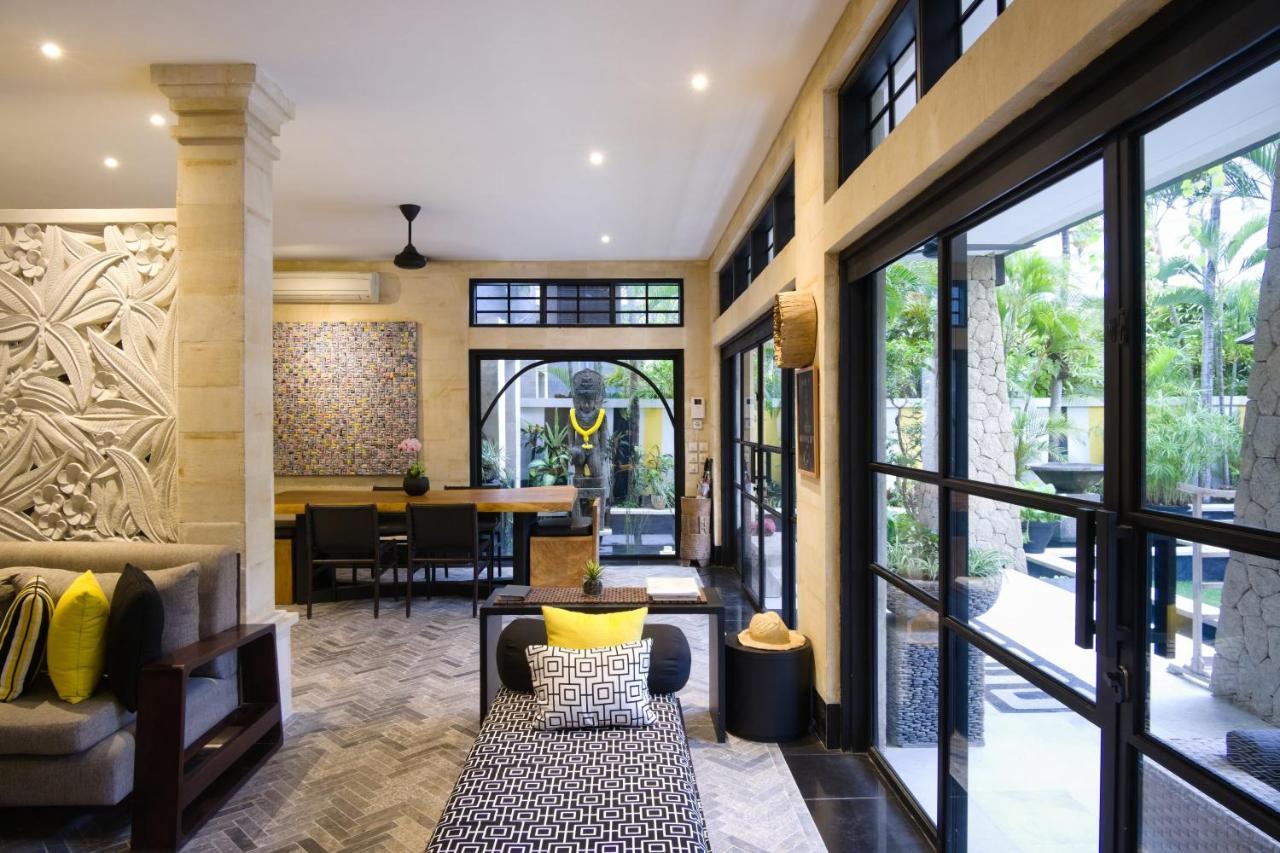 Amanputri Villa Seminyak  Luaran gambar