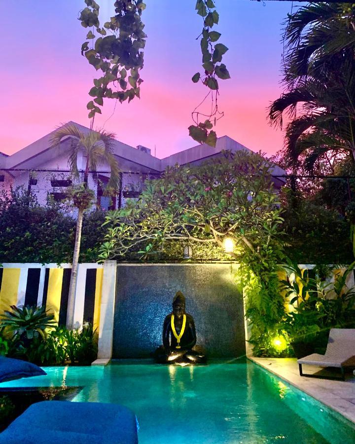 Amanputri Villa Seminyak  Luaran gambar