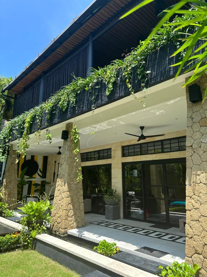 Amanputri Villa Seminyak  Luaran gambar
